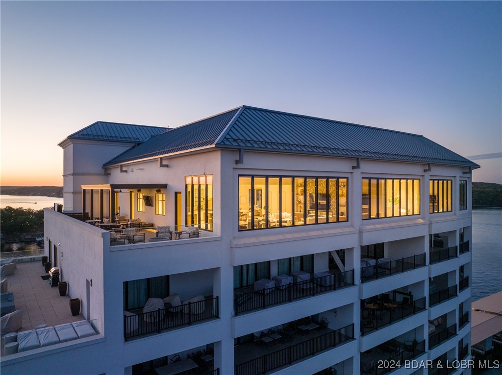 166 Captiva Drive 10 B — photo