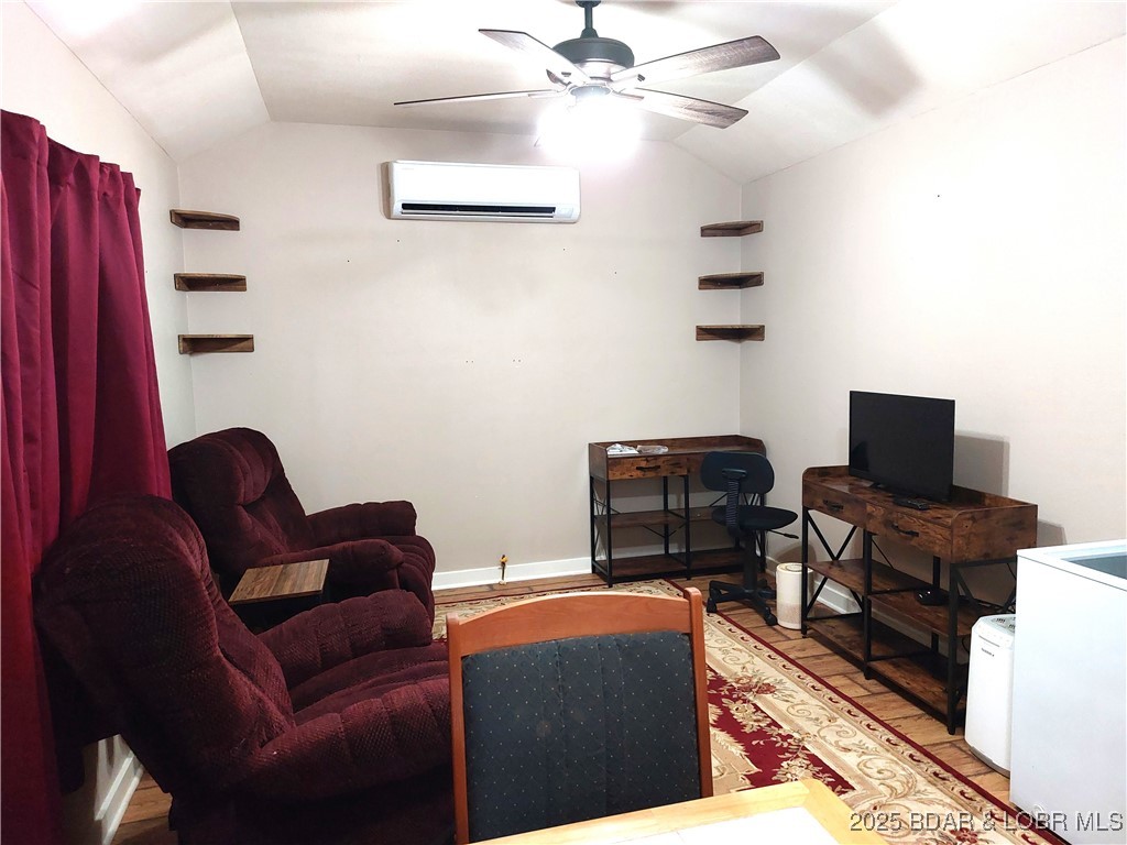 34246 Rabbit Run, Stover, MO 65078 — photo 2