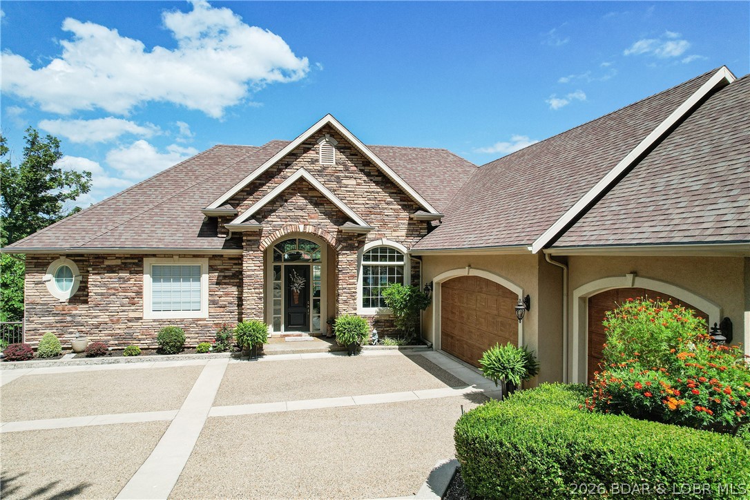 1163 Beacon Pointe Circle — photo
