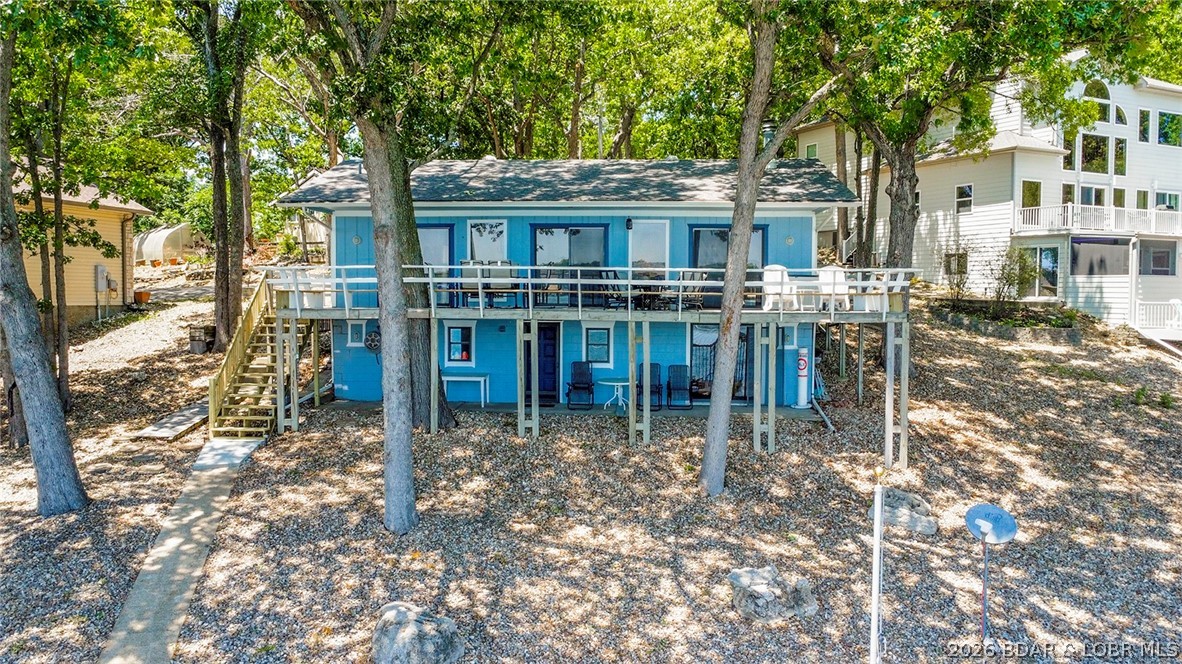 110 Old English Point — photo