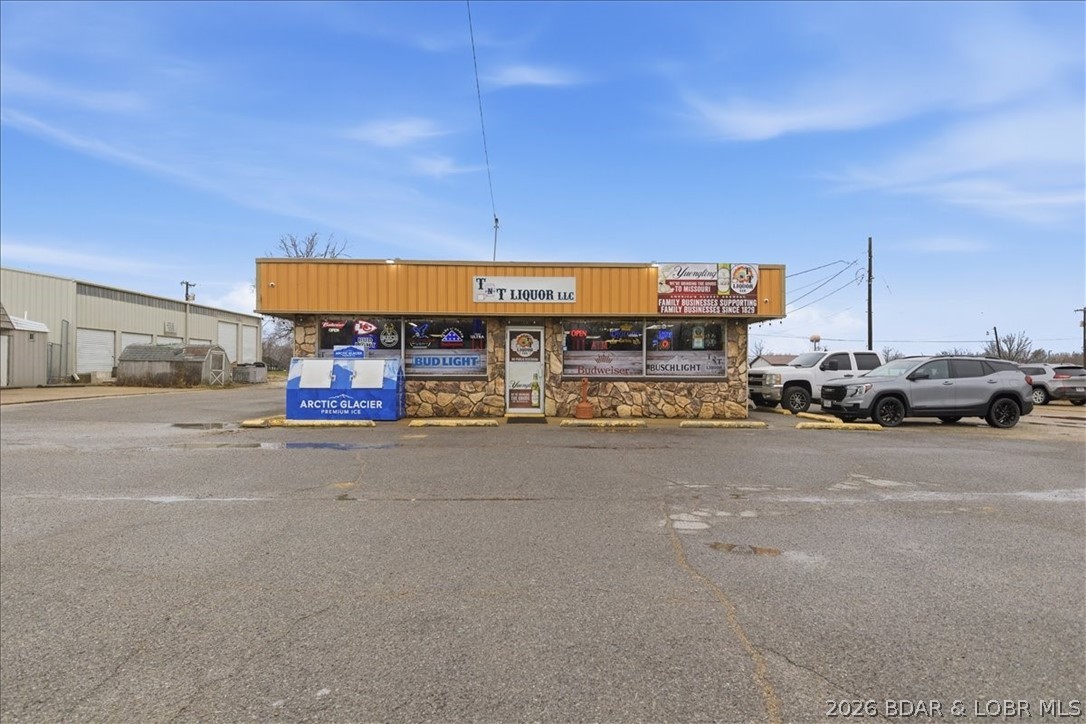 603 South Hwy 5 — photo