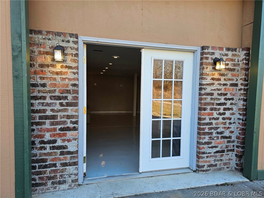 473 W Highway, Eldon, MO 65026 — photo 3