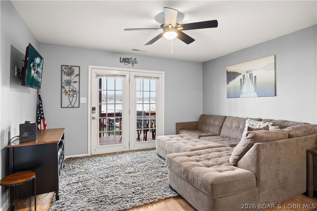 160 Tara Road 901 — photo