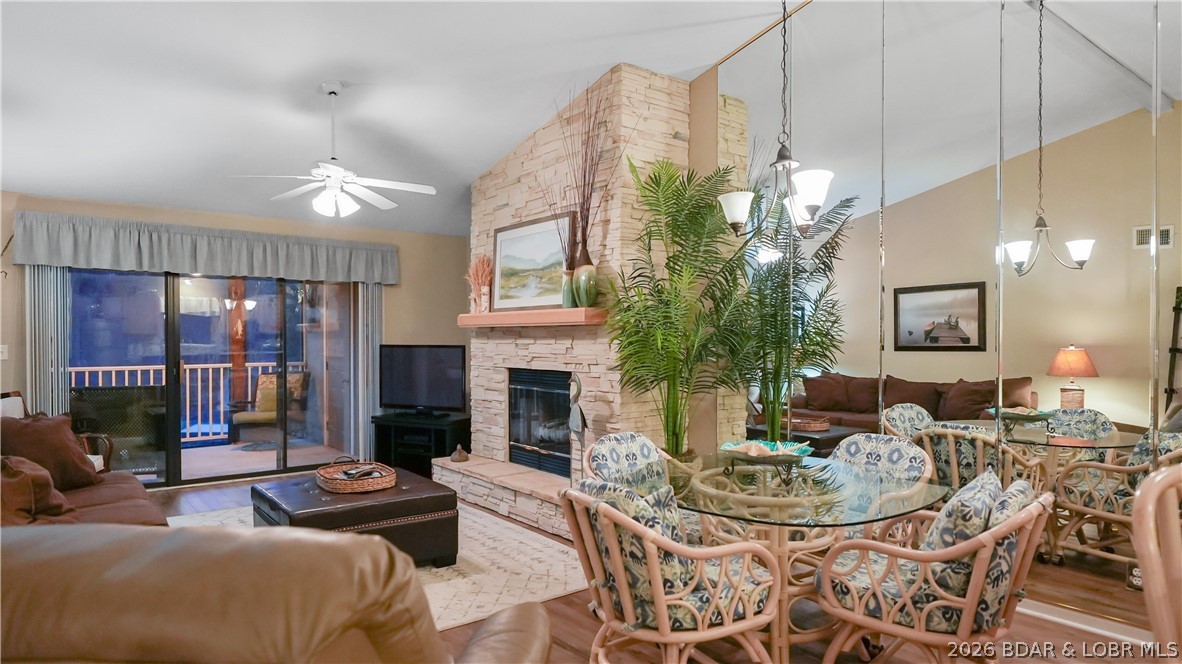 611 Lazy Days Road W 11 — photo