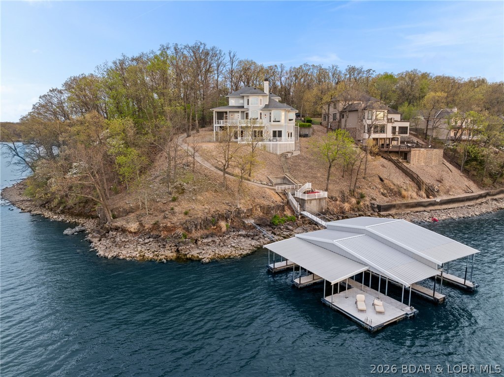 275 Waterford Terrace — photo