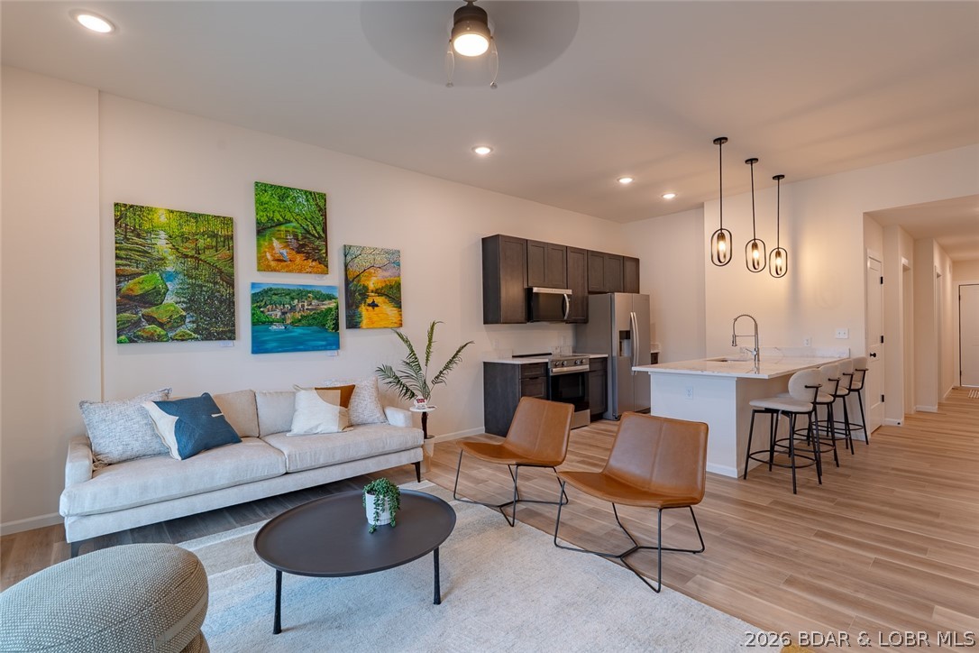 700 Pershing Dr. 203 — photo