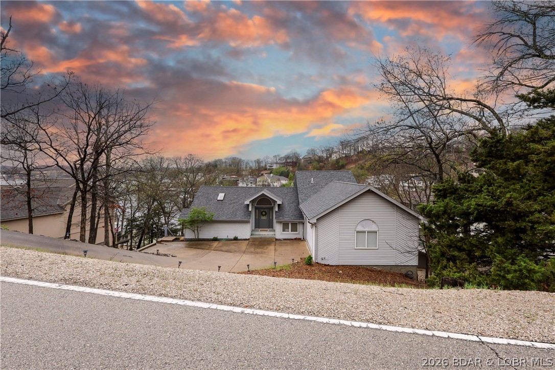 520 Eagle Drive — photo