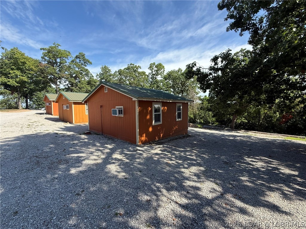 29774 Liars Loop Cabis 1-3 — photo
