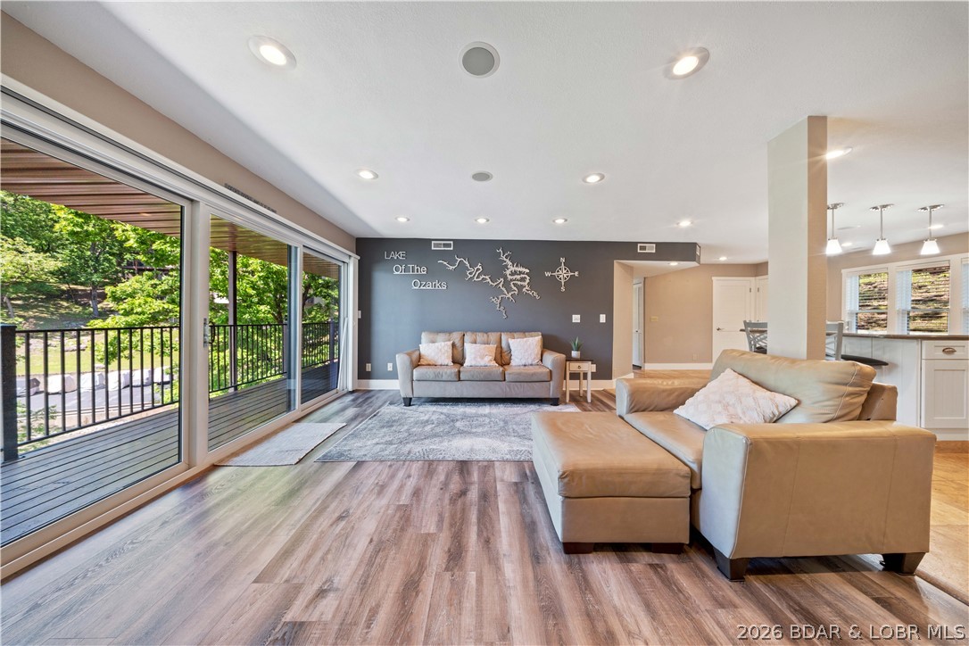 221 Circle Edge Drive 27-1B — photo