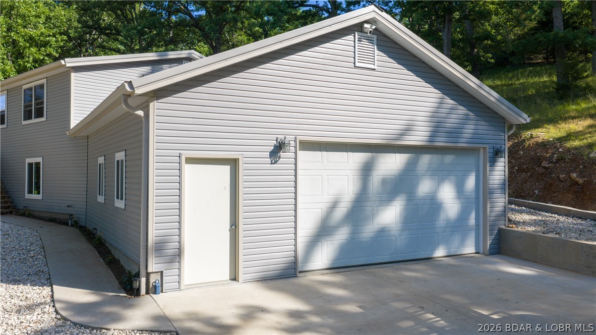 3501 Great Lake View Drive — photo