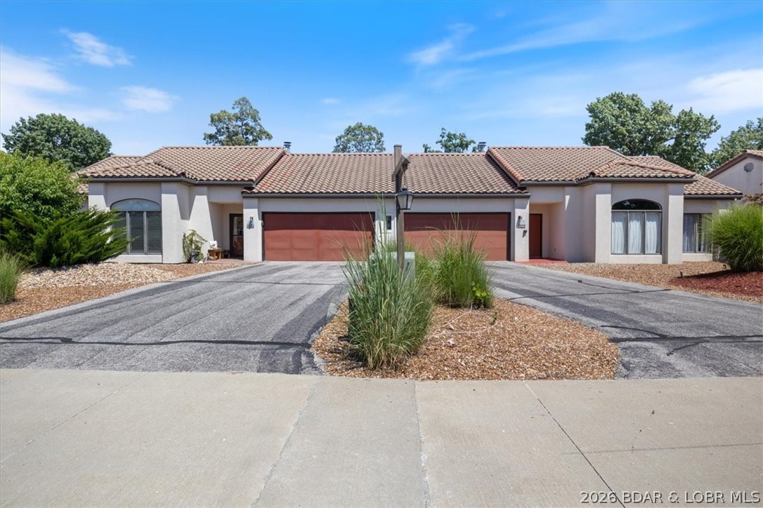 576 Racquet Club Drive 407 — photo