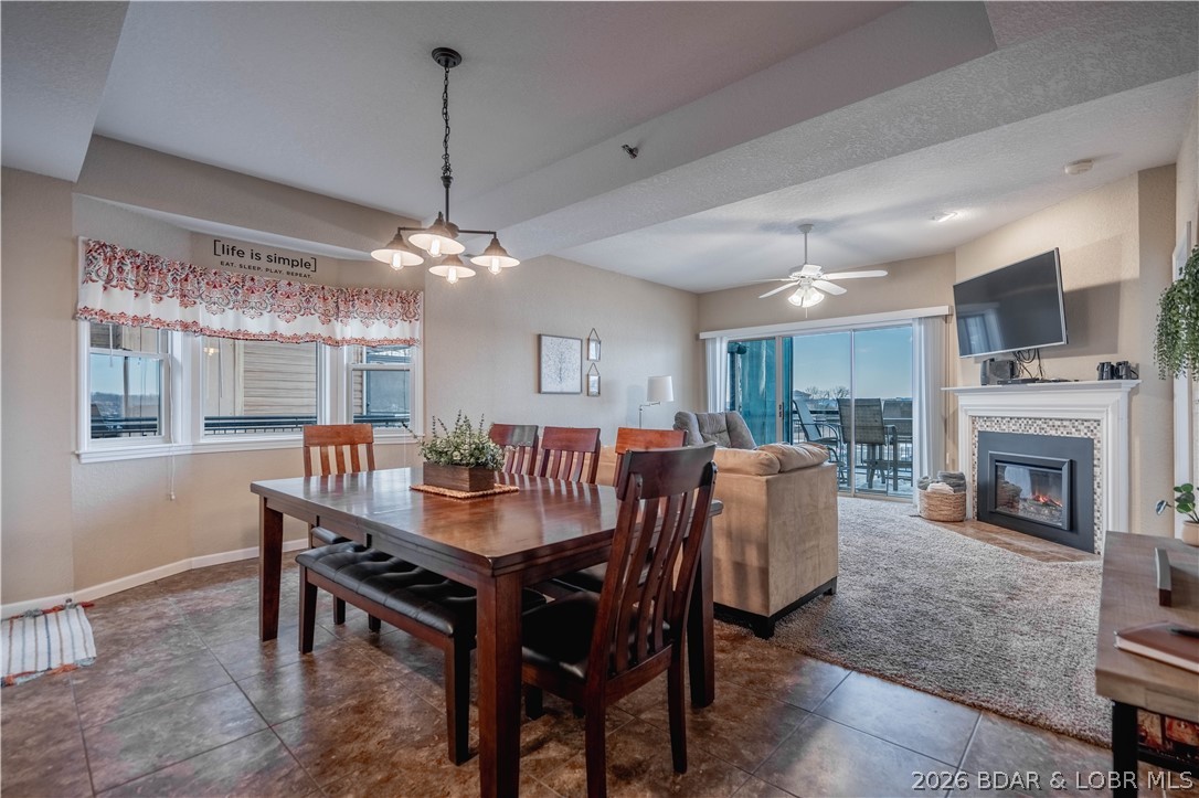 37 Westshore Falls Court 3a — photo