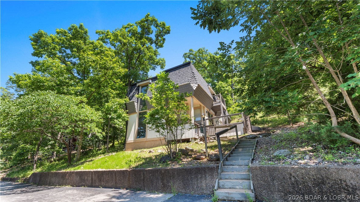 306 Seabright Drive — photo