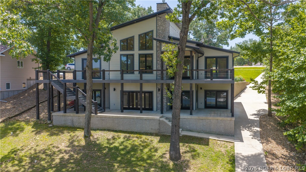 289 Adrian Lane — photo