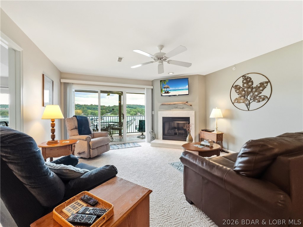 198 Cedar Glen Drive 3C — photo