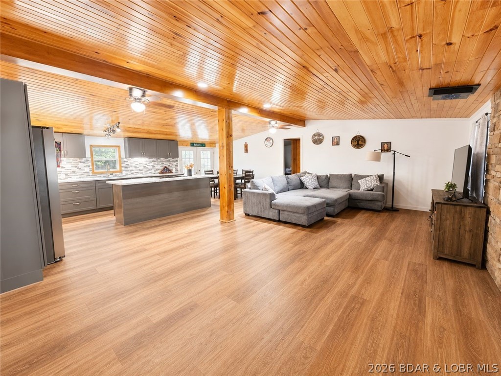 37070 Rambling Road — photo