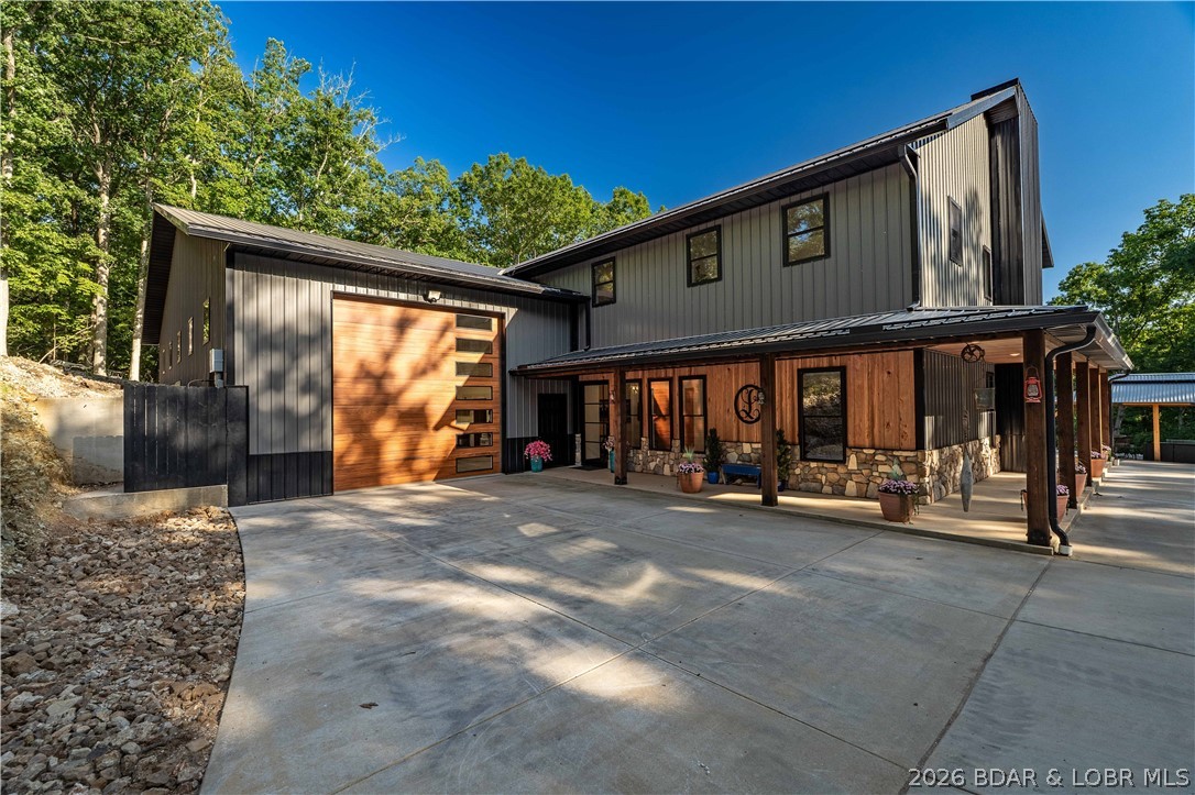 520 Blue Water Bay Drive — photo
