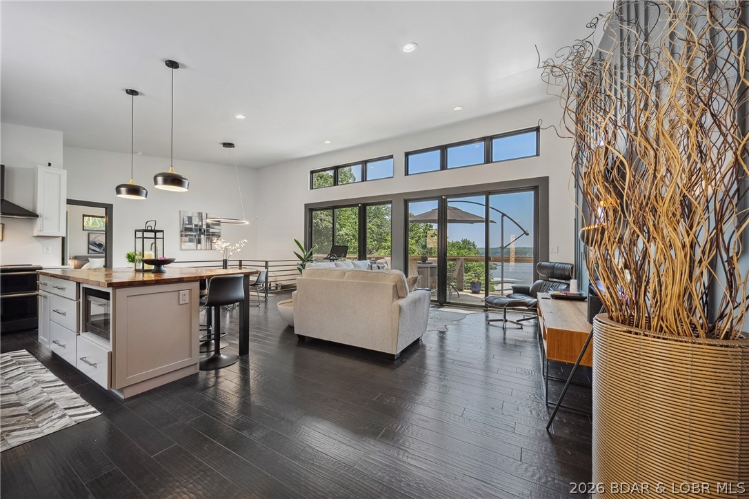 626 Eagle Drive — photo