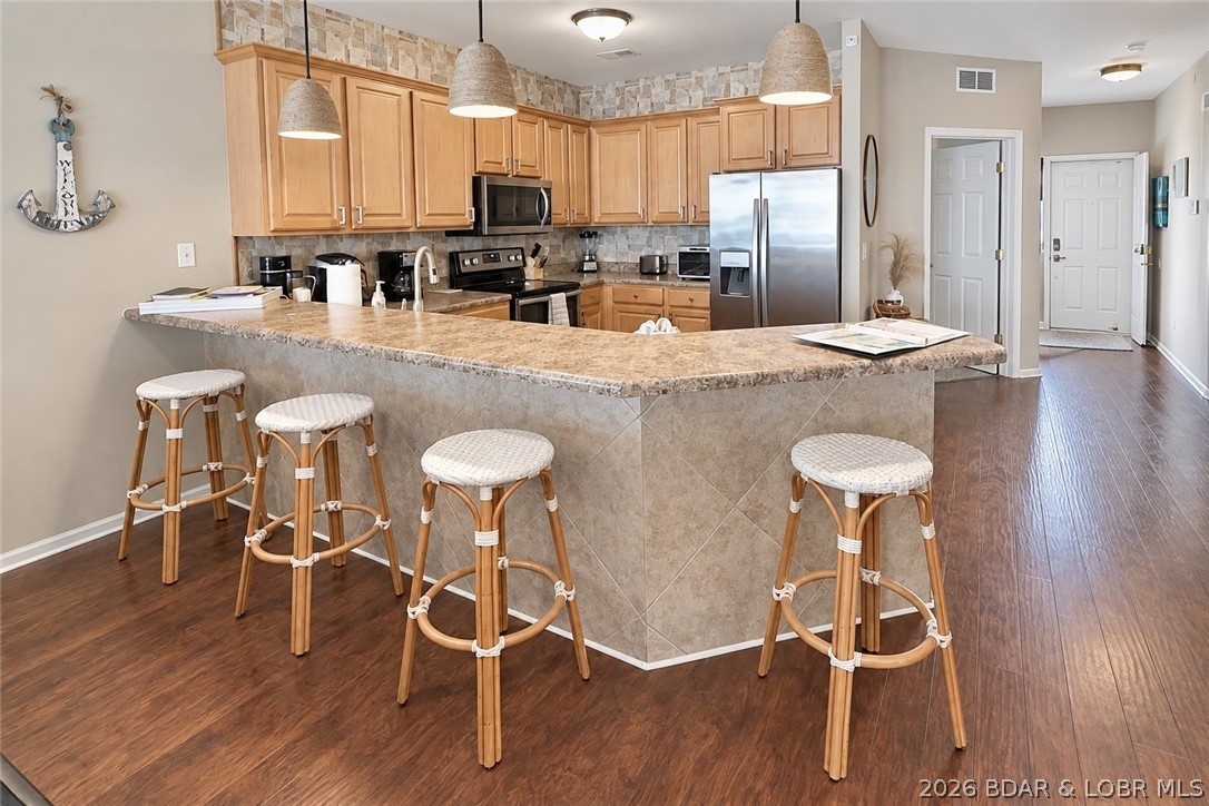 1210 Lands End Parkway 414 — photo