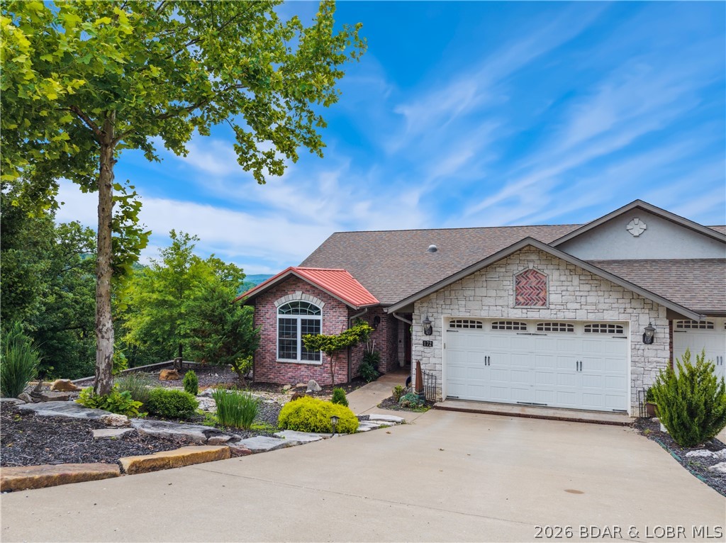 172 Highland Parkway — photo