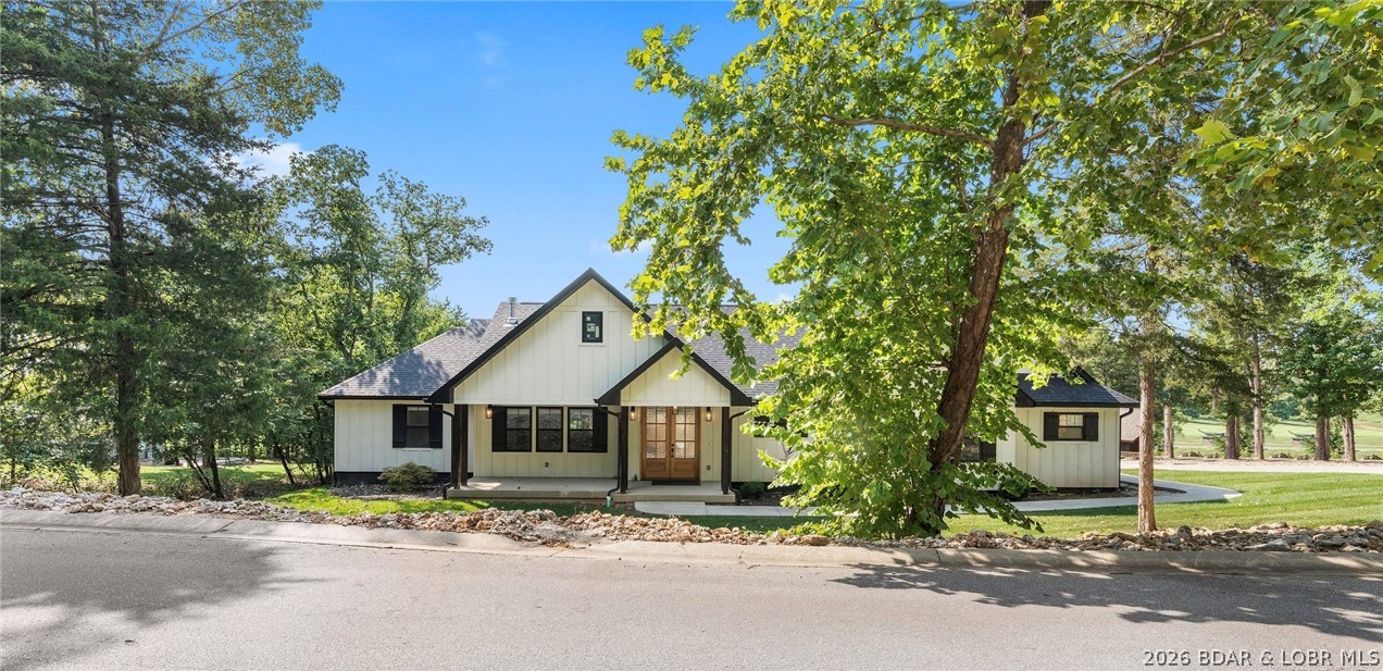 102 West Crossfox Trail — photo