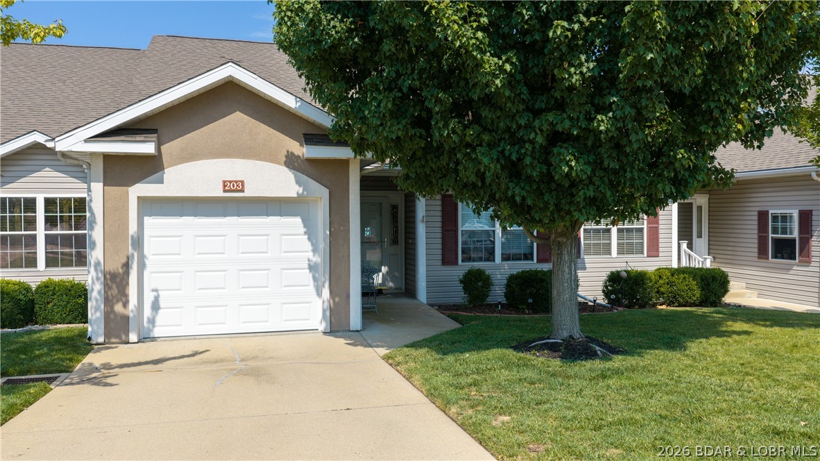 203 Grandview Drive — photo