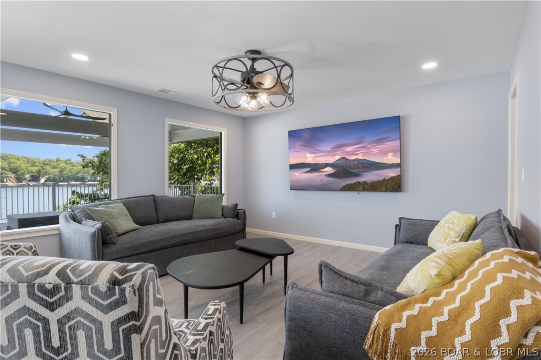 31020 Viewside Drive — photo