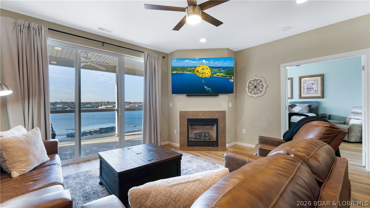 1215 Lands End Pkwy 655 — photo
