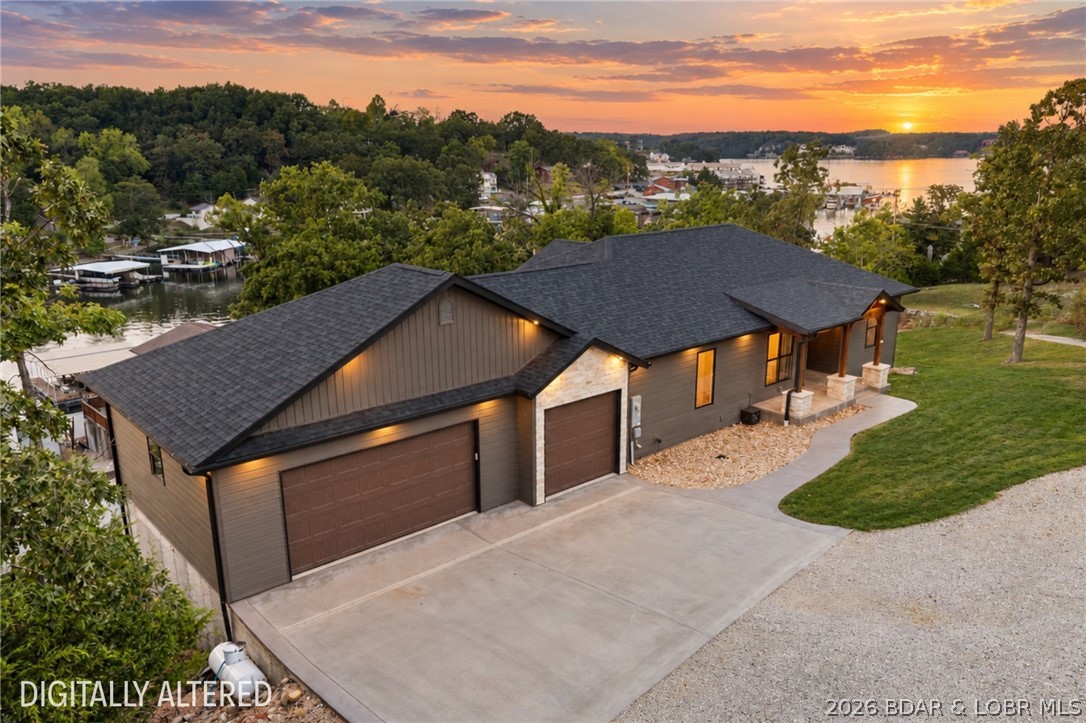 1605 Mockingbird Lane — photo