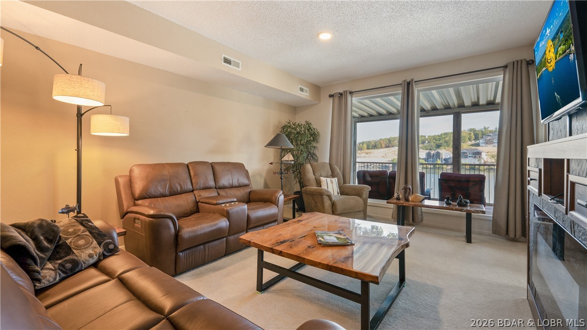 1535 Buckingham Dr Unit 3 — photo