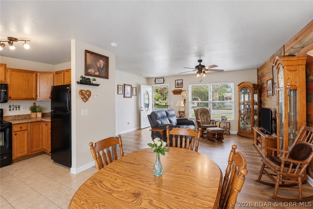 307 N Oak Street, Eldon, MO 65026 — photo 2
