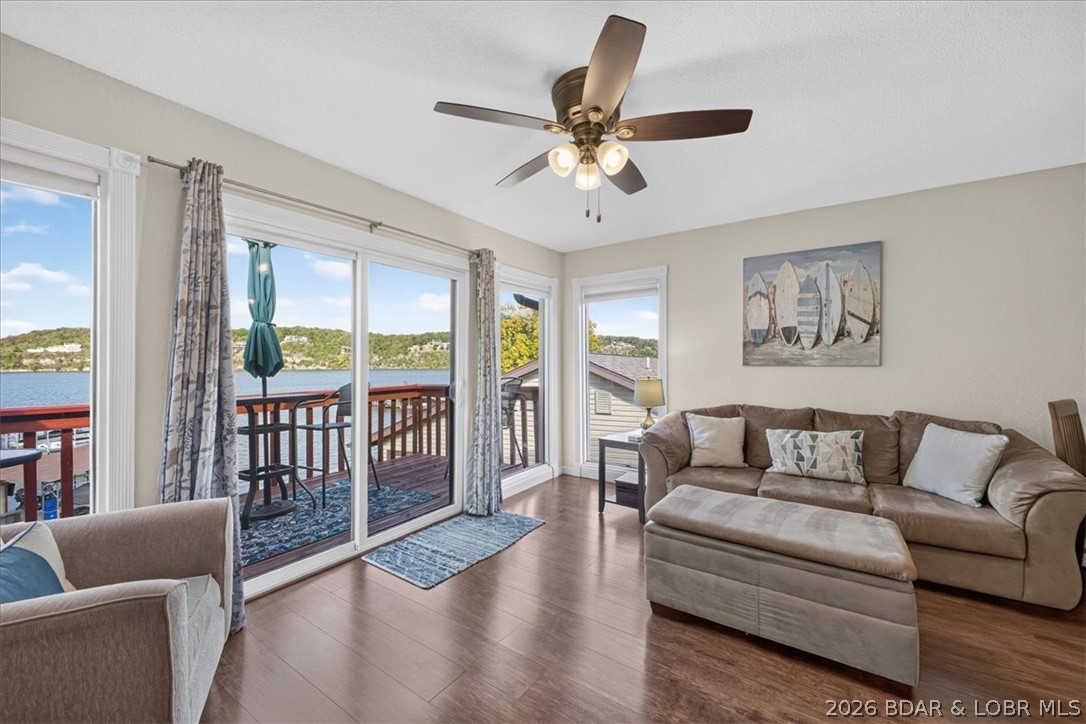 6620 Weston Point Drive Unit F-1 — photo