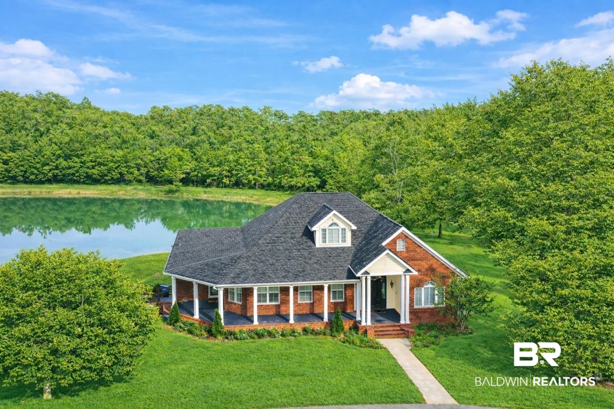 17243 N Lake Drive #C — photo