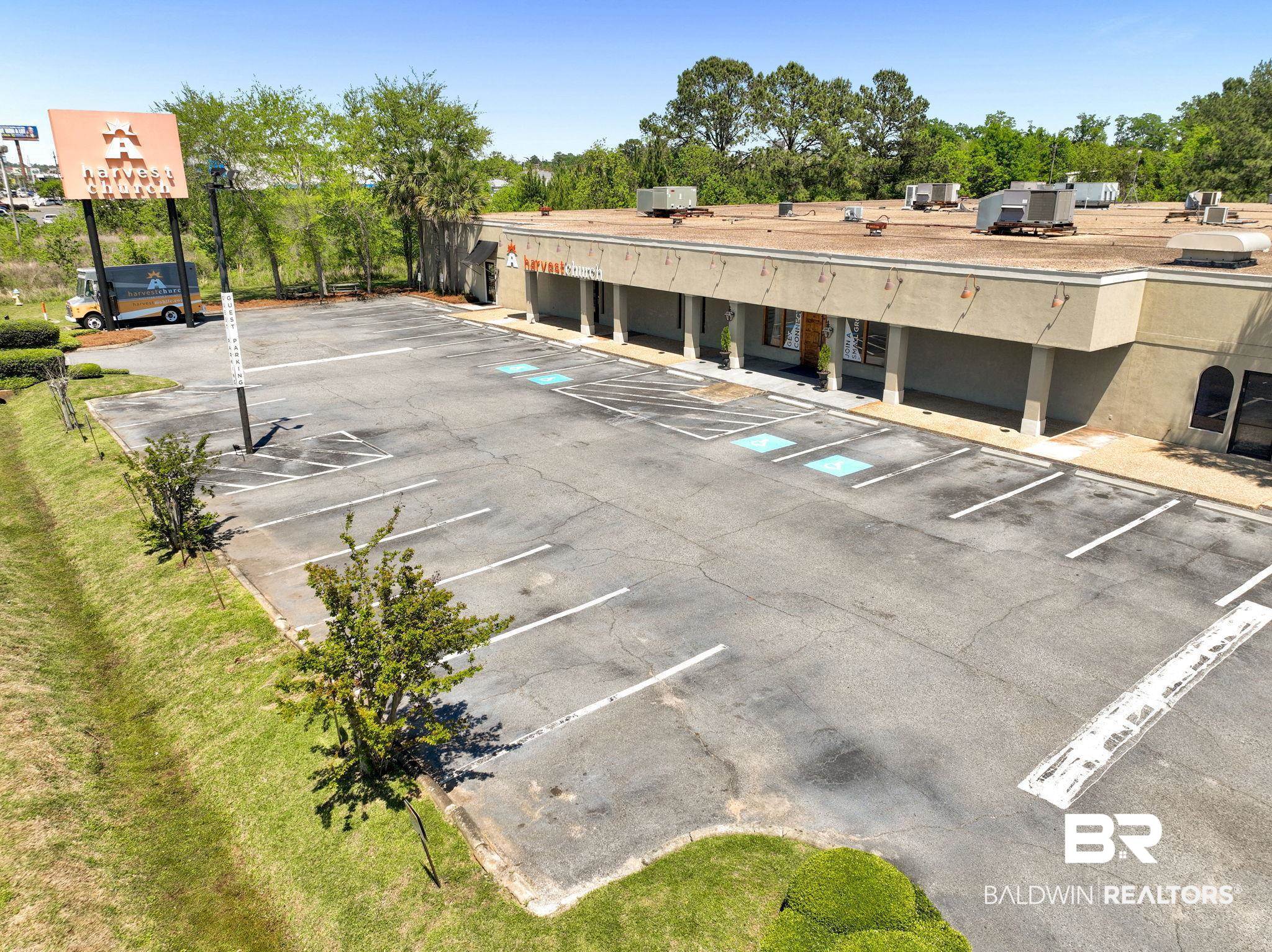 1275 E I-65 Service Road — photo