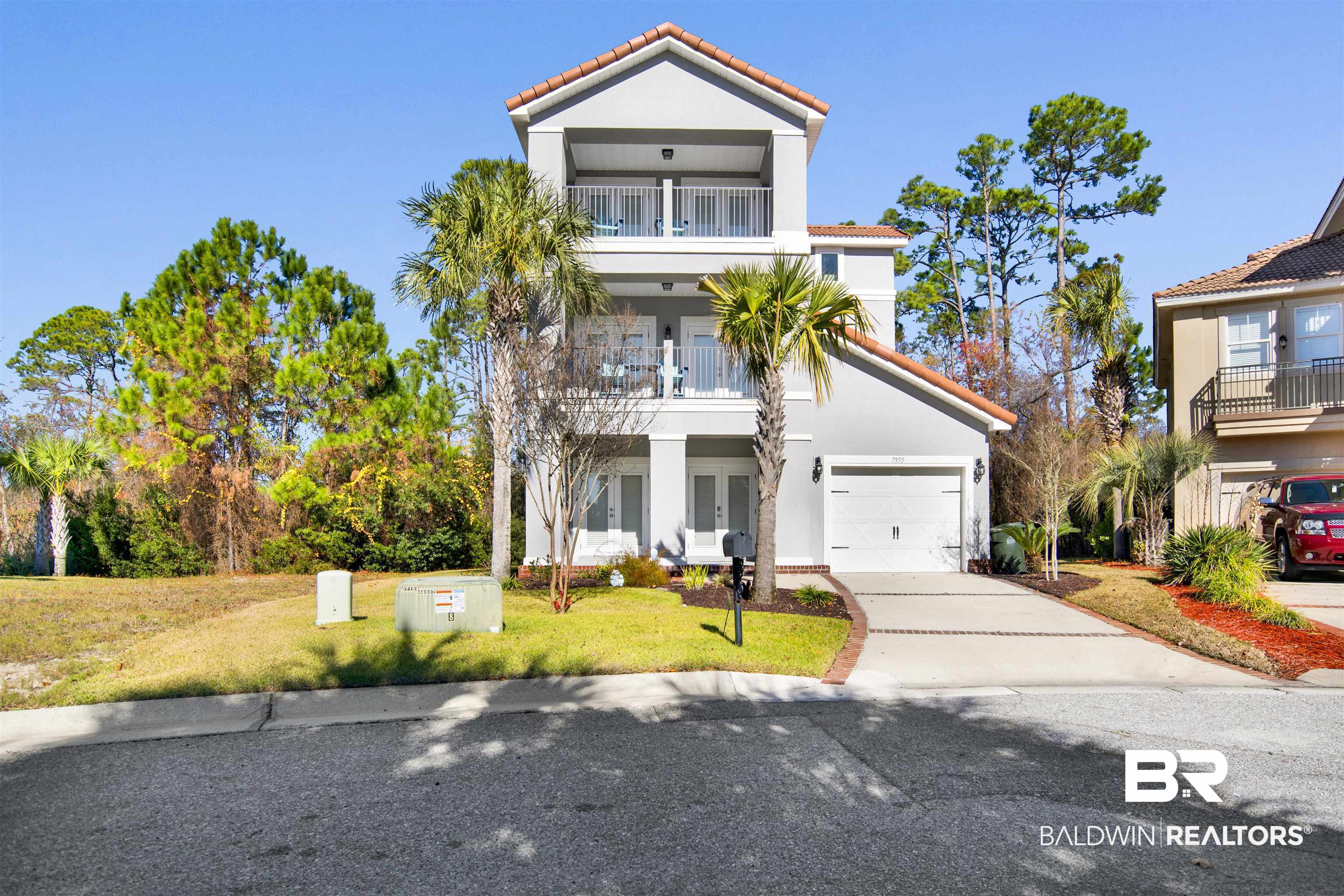 7955 Double Gate Drive — photo