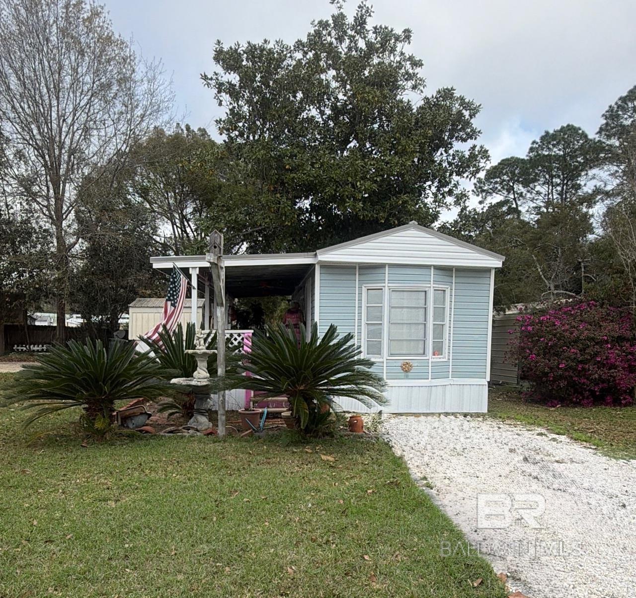 533 Buena Vista Drive — photo