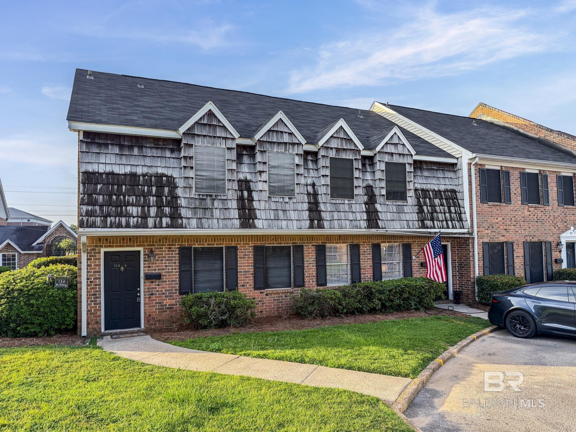 114 Du Rhu Drive # a — photo