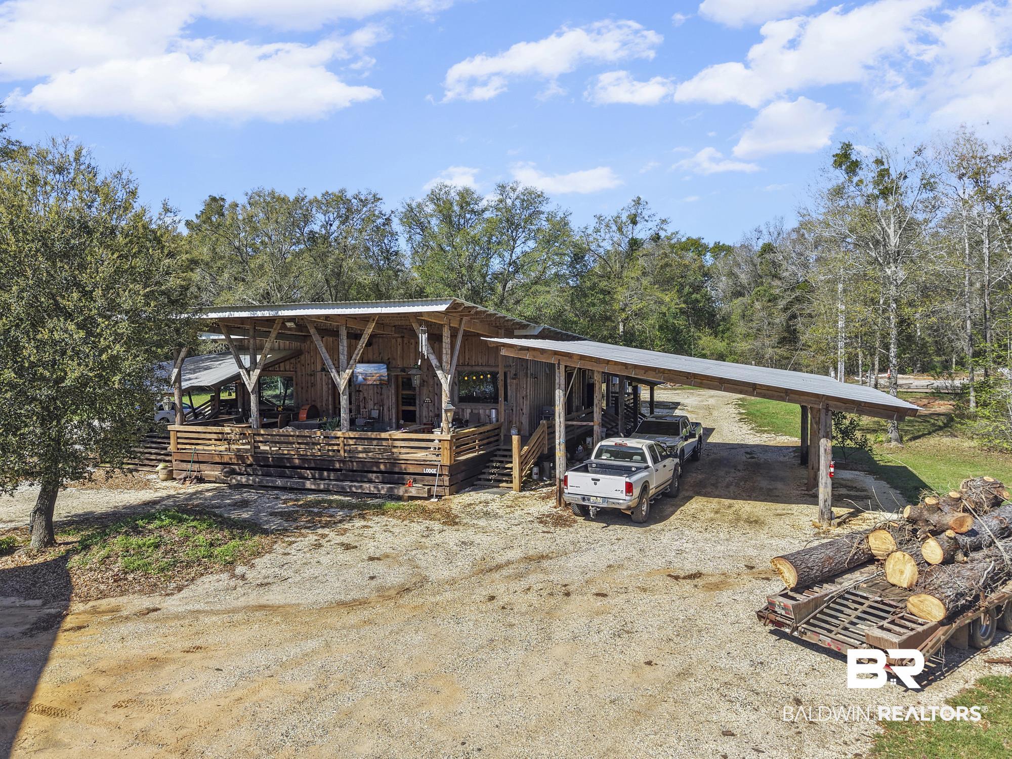 8484 US Highway 98 — photo