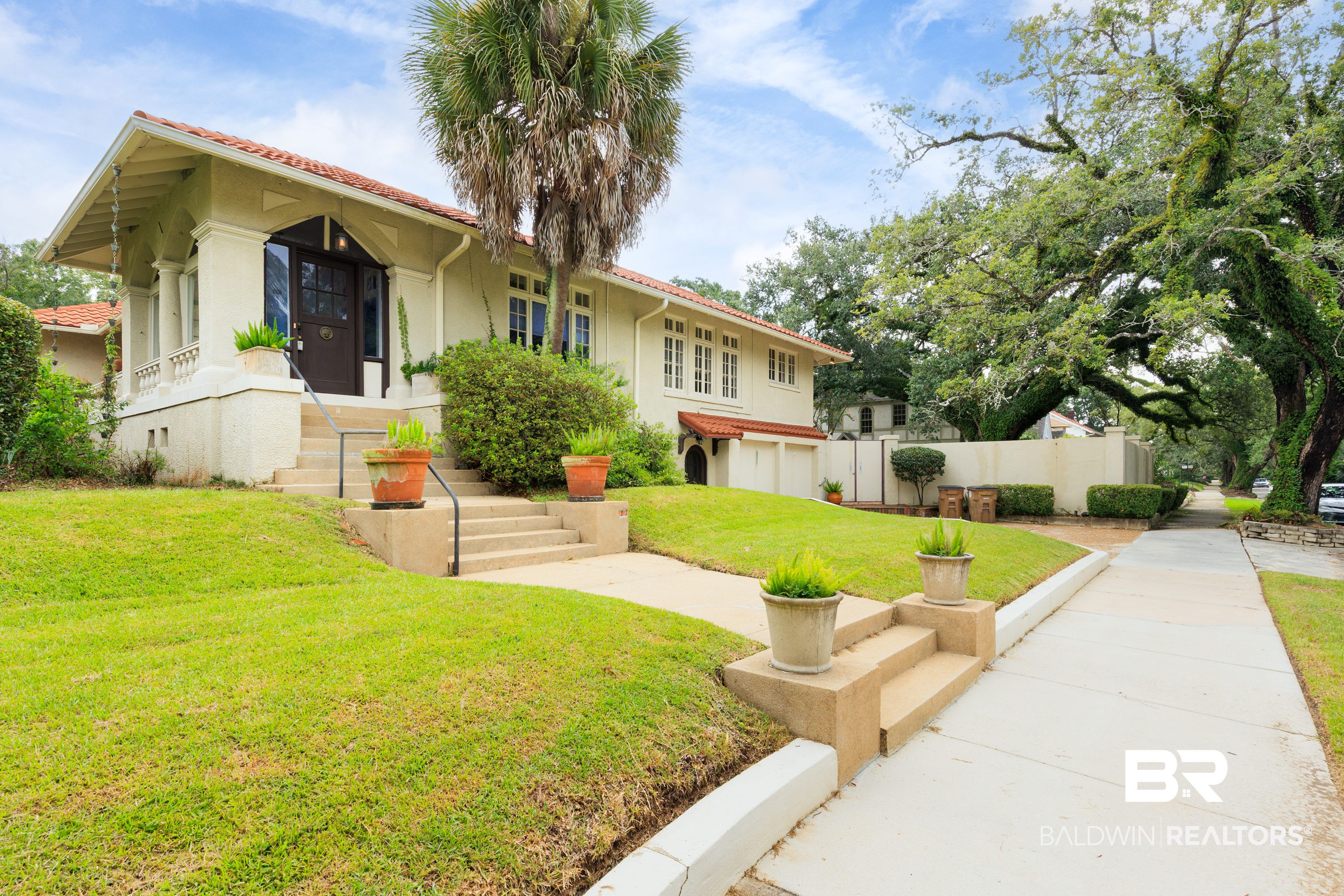 Home in Mobile, AL 36604 — photo 2