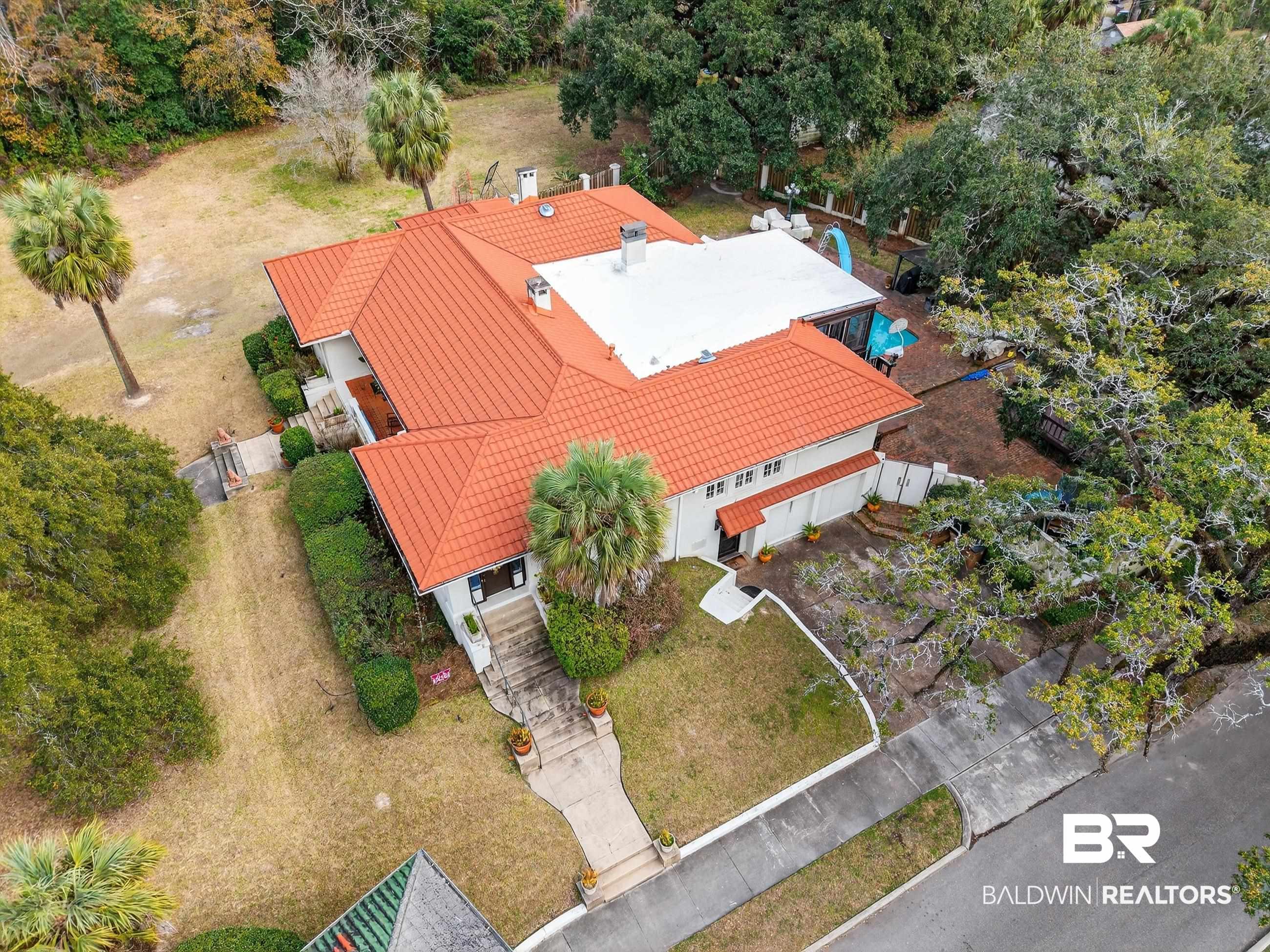 Home in Mobile, AL 36604 — photo 3