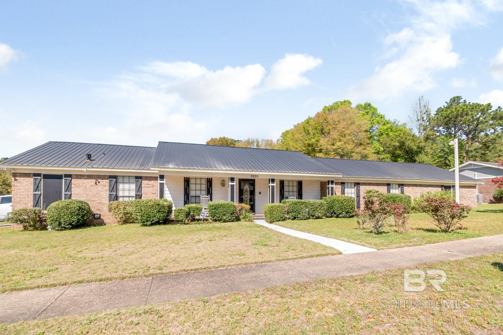 2820 Woodmill Lane — photo