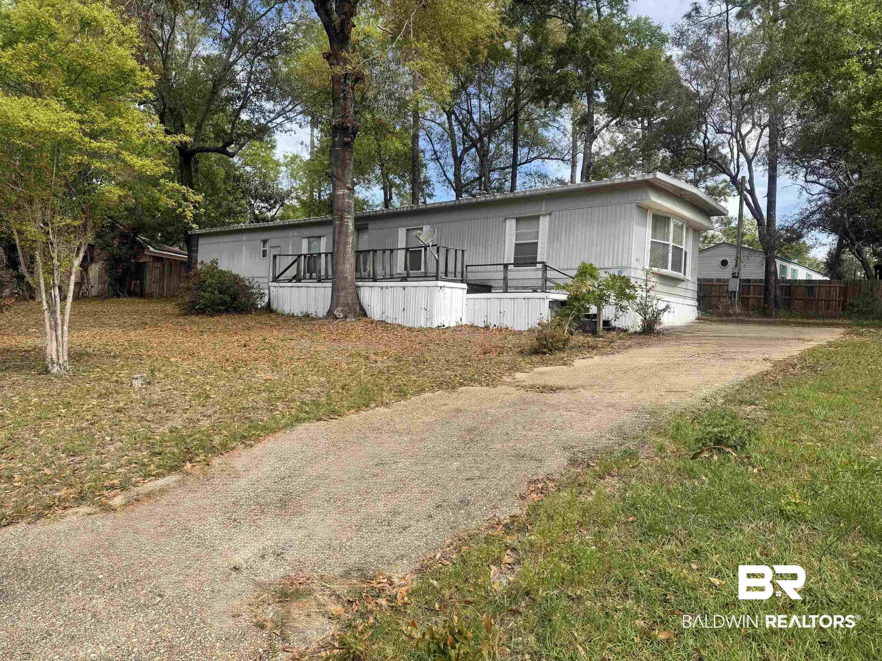 1608 Martinez Drive — photo