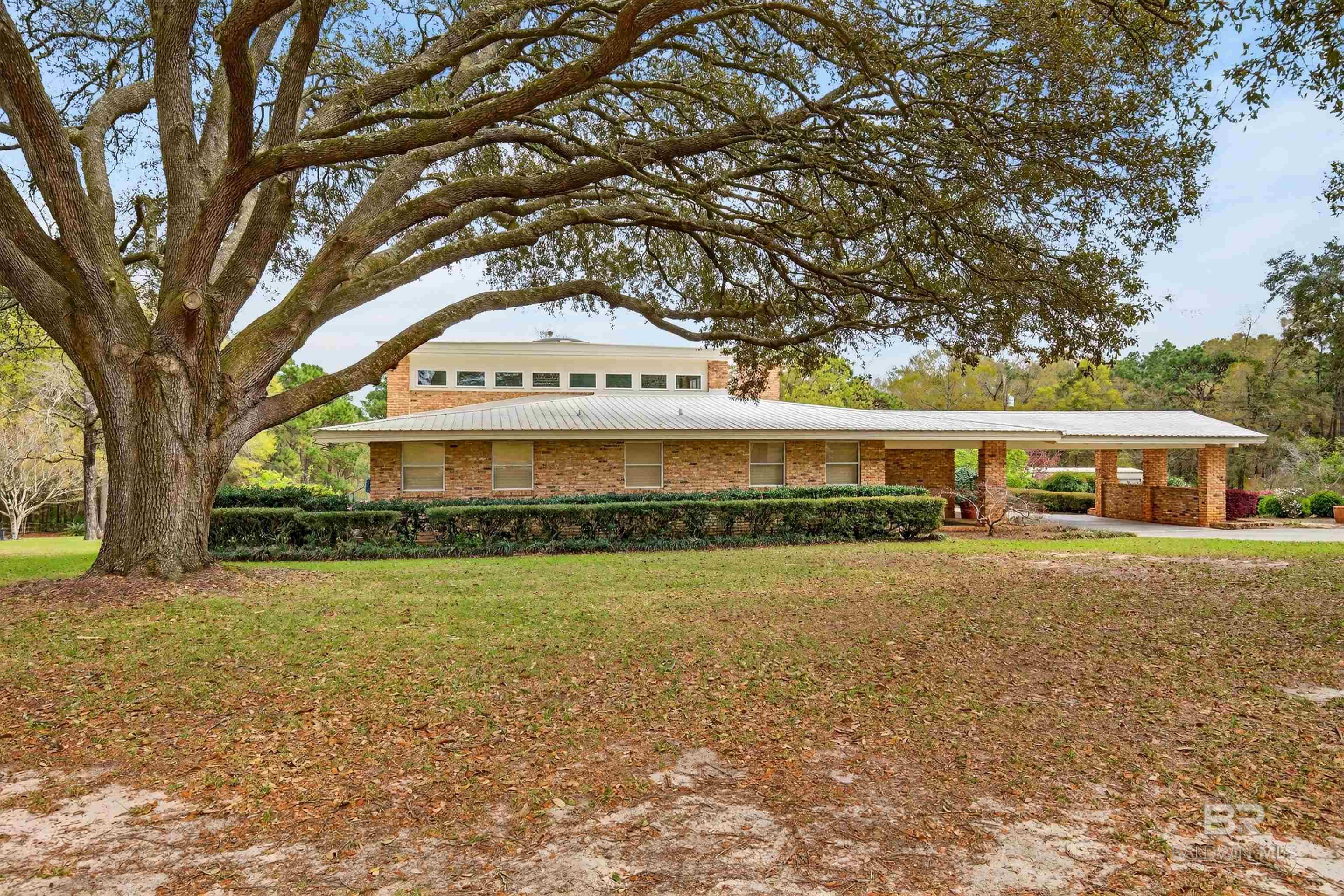 3175 Dawes Lake Road — photo