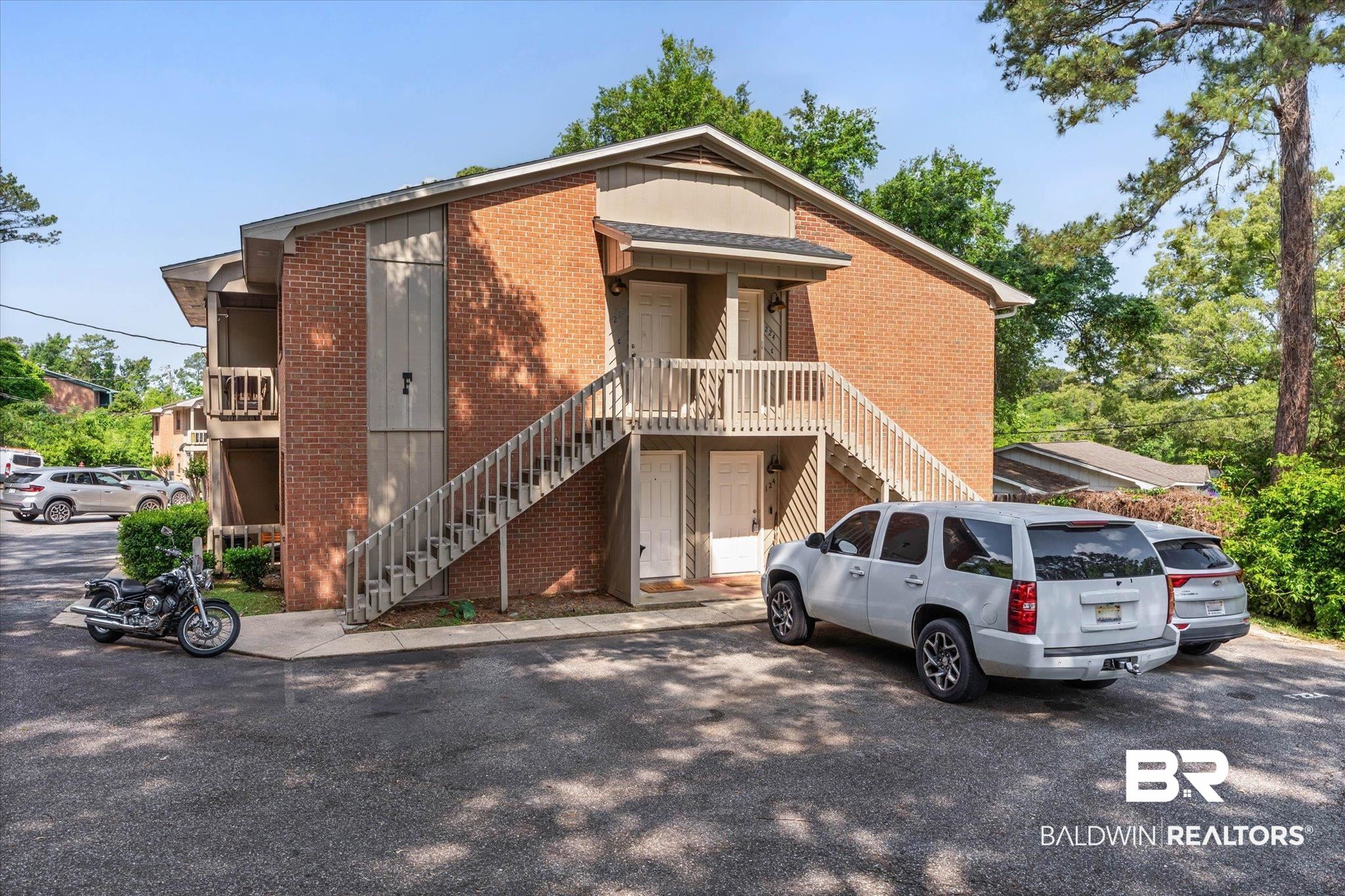 512 Lake Forest Boulevard #F223 — photo