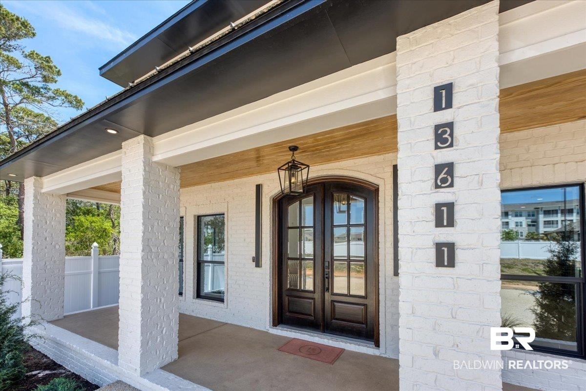 13611 Zodiac Drive — photo