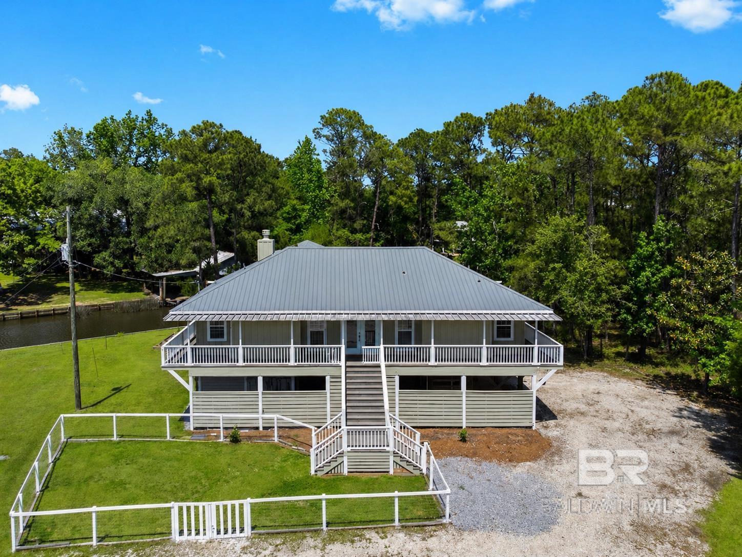 10233 Bayou Circle — photo