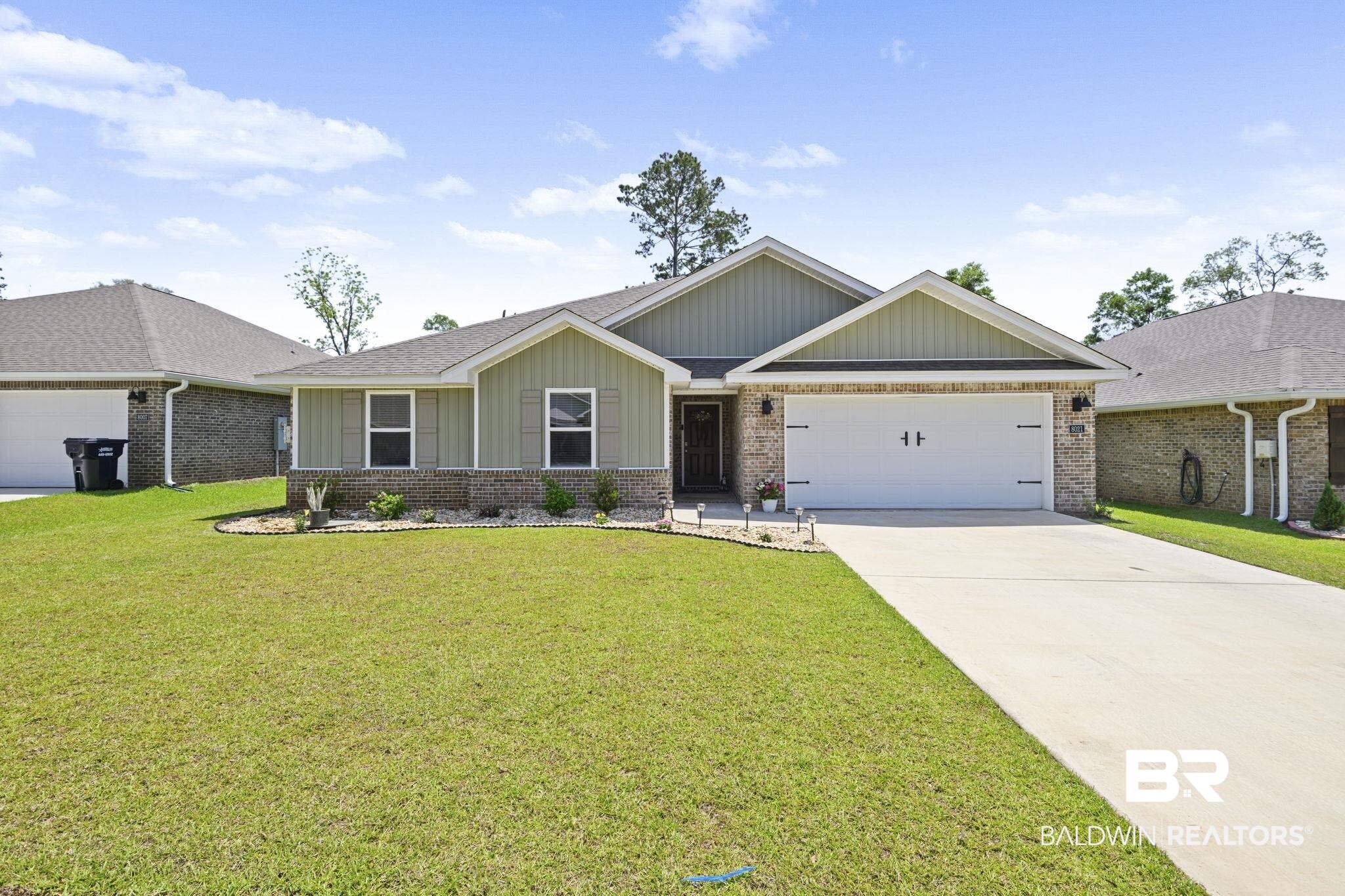 8021 N Valor Ridge Way North — photo