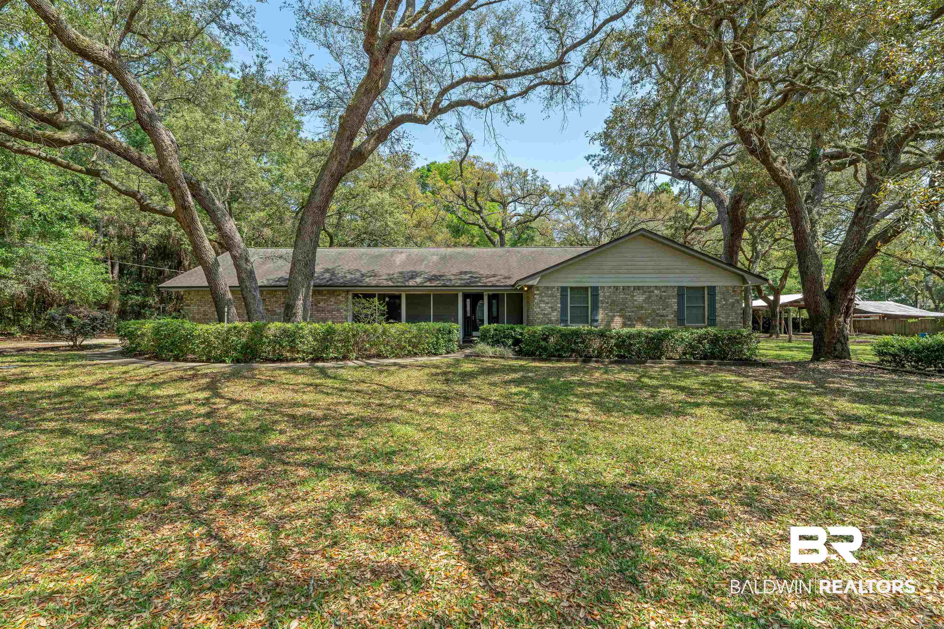 9712 Wills Lane — photo