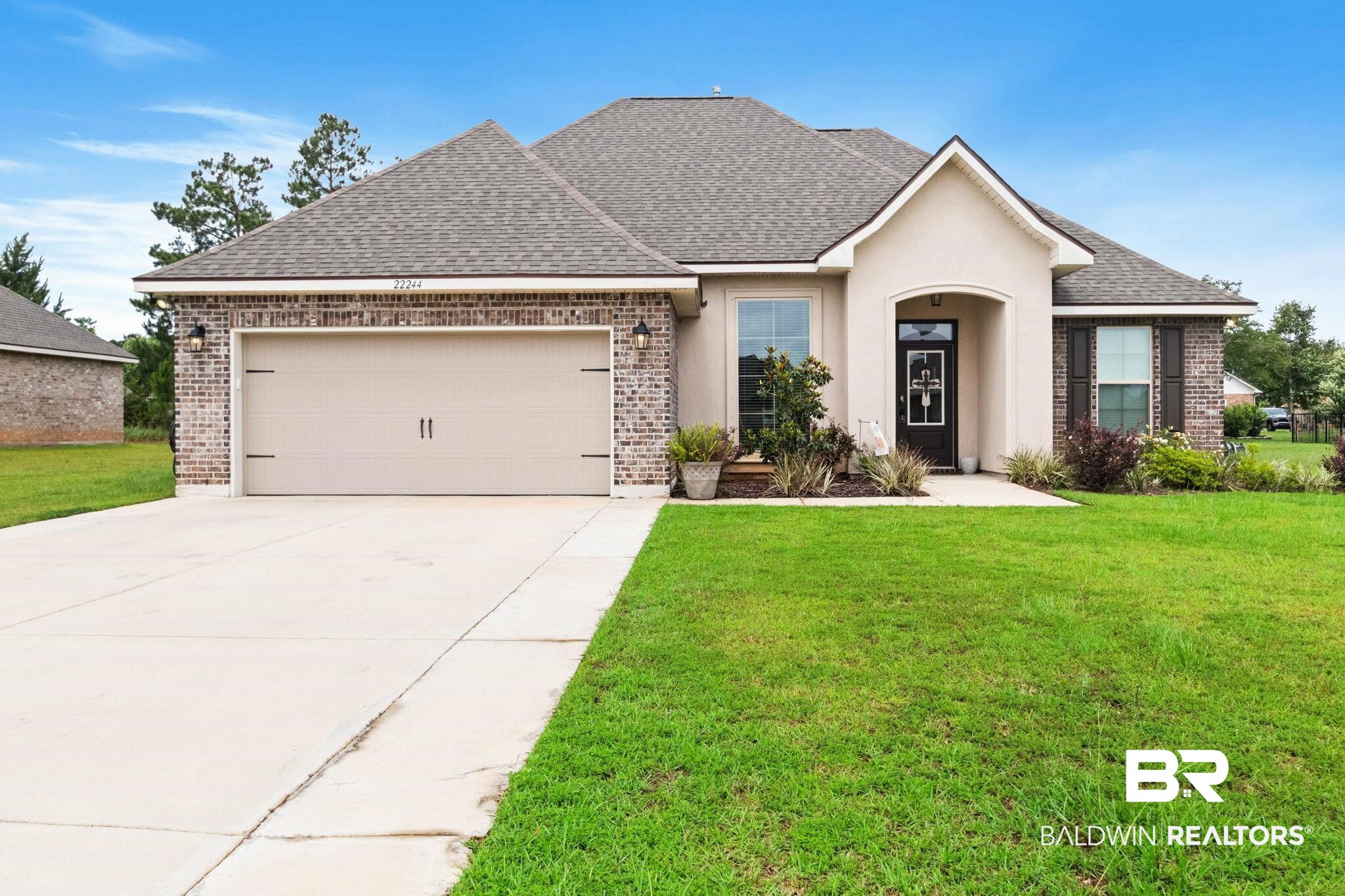 22244 Hibiscus Circle — photo