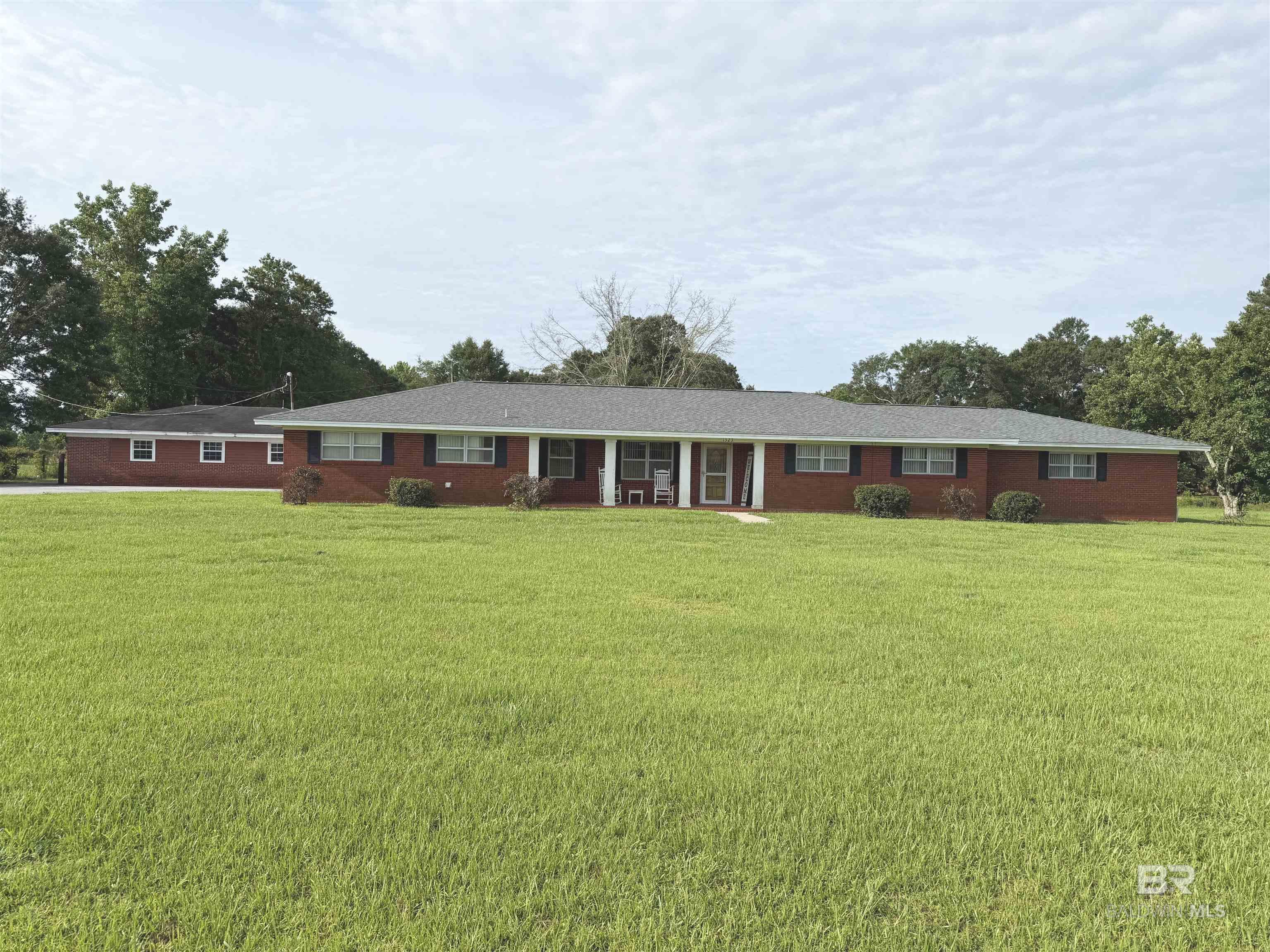 1323 Airport Road — photo